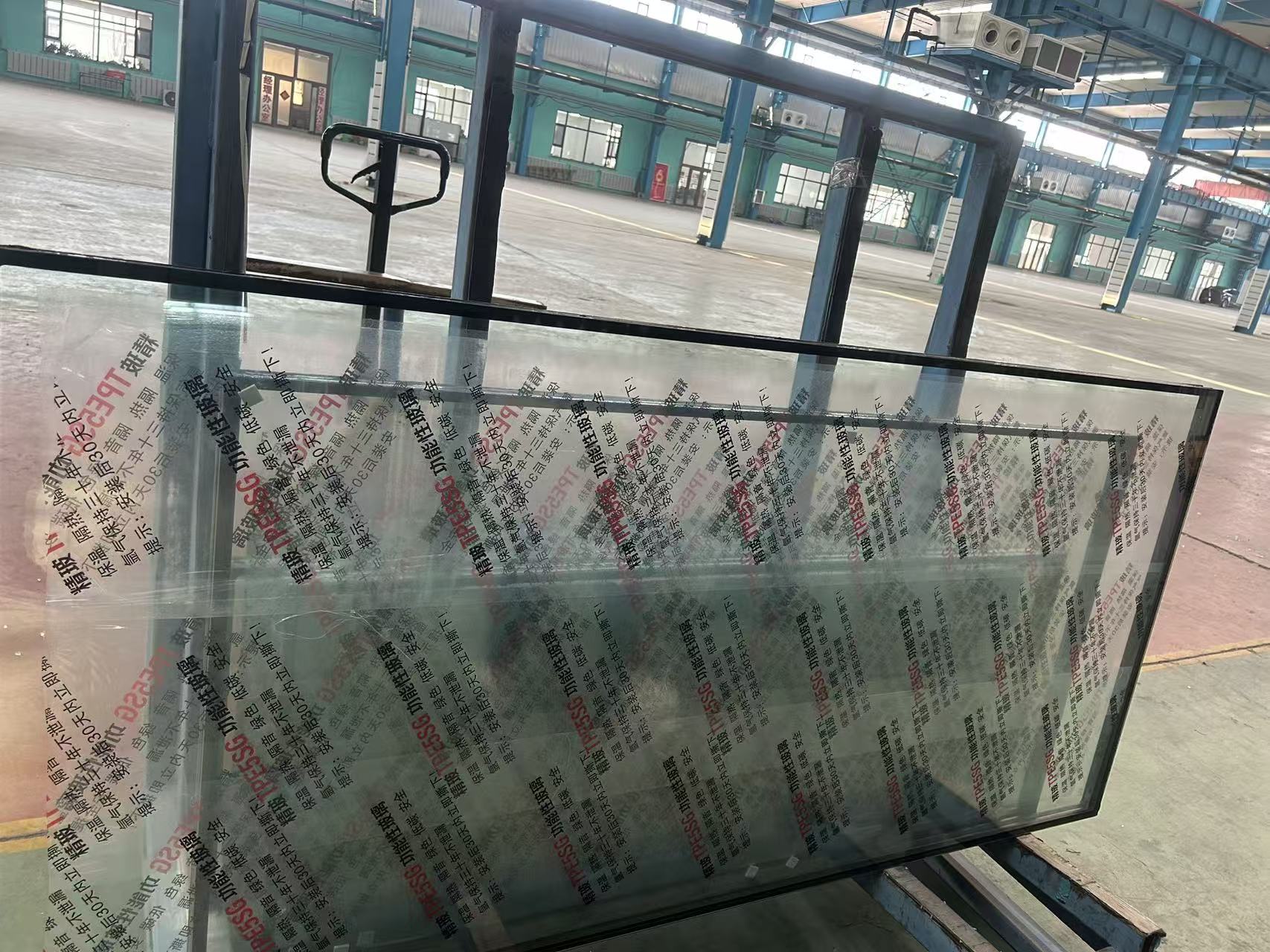 通化市玻璃源头工厂钢化玻璃 - 价格
