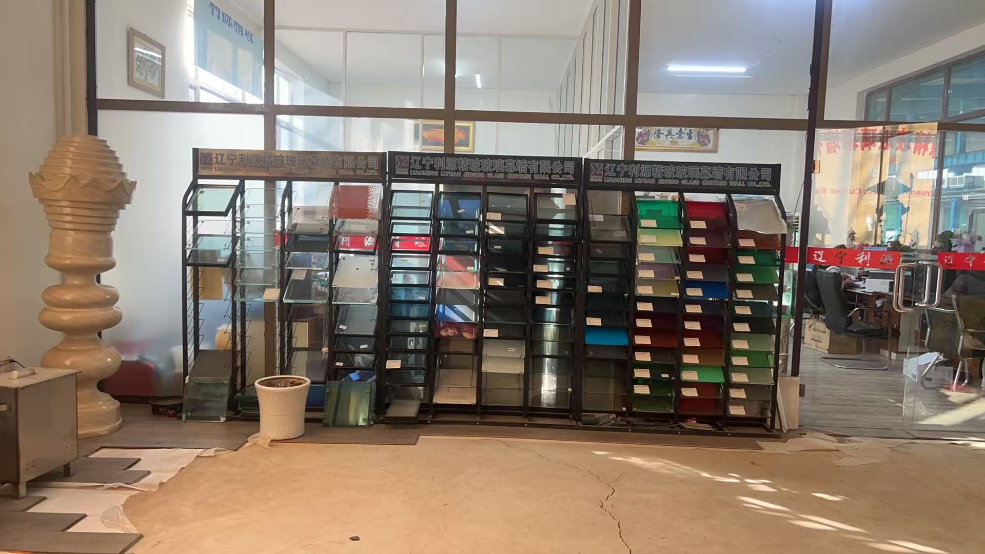 通化市工程玻璃批量采购夹胶玻璃 - 价格